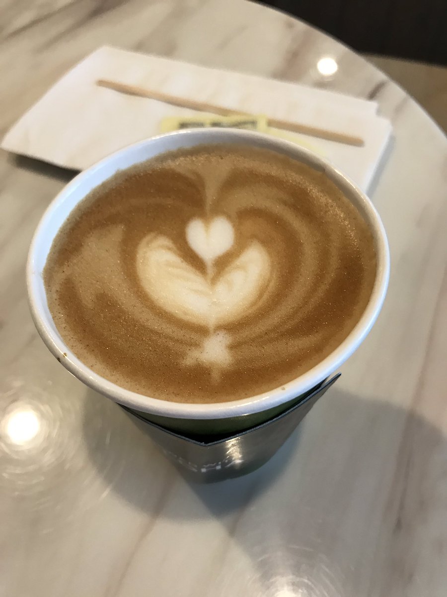 merissafb1's tweet photo. Love my coffee! Trying out Honolulu Coffee Cafe here in Vancouver! A Hawaiian Macadamia Nut latte coming up! #HonoluluCoffeeVan #vancoffee https://t.co/W1Ts2onmyq