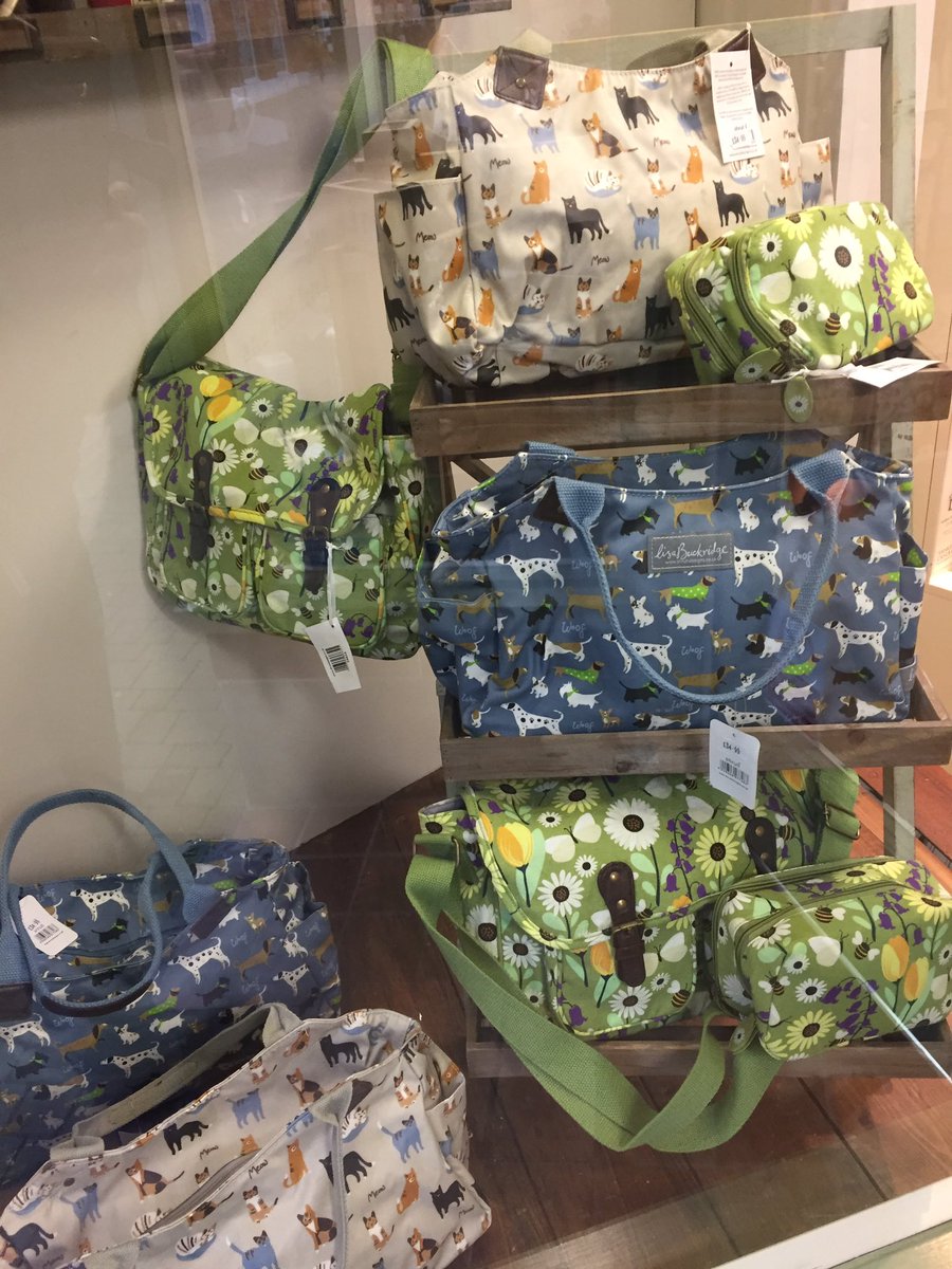 PresenceGift's tweet photo. new hand bags @PresenceGift #Wellington #Telford #gift #shopping https://t.co/IH1pbYyHm4