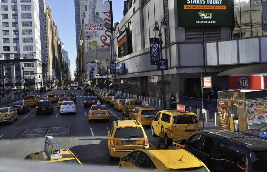 tamika_kat's tweet photo. | My New York trip | #cabs #citythatneversleeps #city #photography #cars | Tamika | https://t.co/4qXbue9g0H