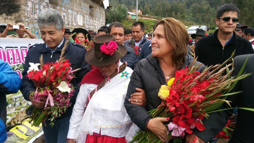 JulioSevillaS's tweet photo. Agradezco a la Ministra @marpereztello @MinJusDDHH_Peru por el trabajo a favor de la región. Necesitamos que la justicia prime siempre https://t.co/0oHfsjjyoT