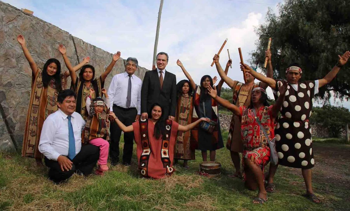 JulioSevillaS's tweet photo. Wari se convertirá en un polo turístico a favor de la región. Junto al @MinCulturaPe trabajaremos por #Ayacucho @diariocorreo @RPPNoticias https://t.co/CZKmEpPdgF