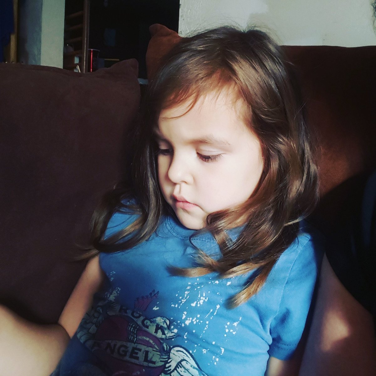 AngelaSchmidt1's tweet photo. The tummy bug has hit our house! :(  #sadface https://t.co/FP7NptXG8R