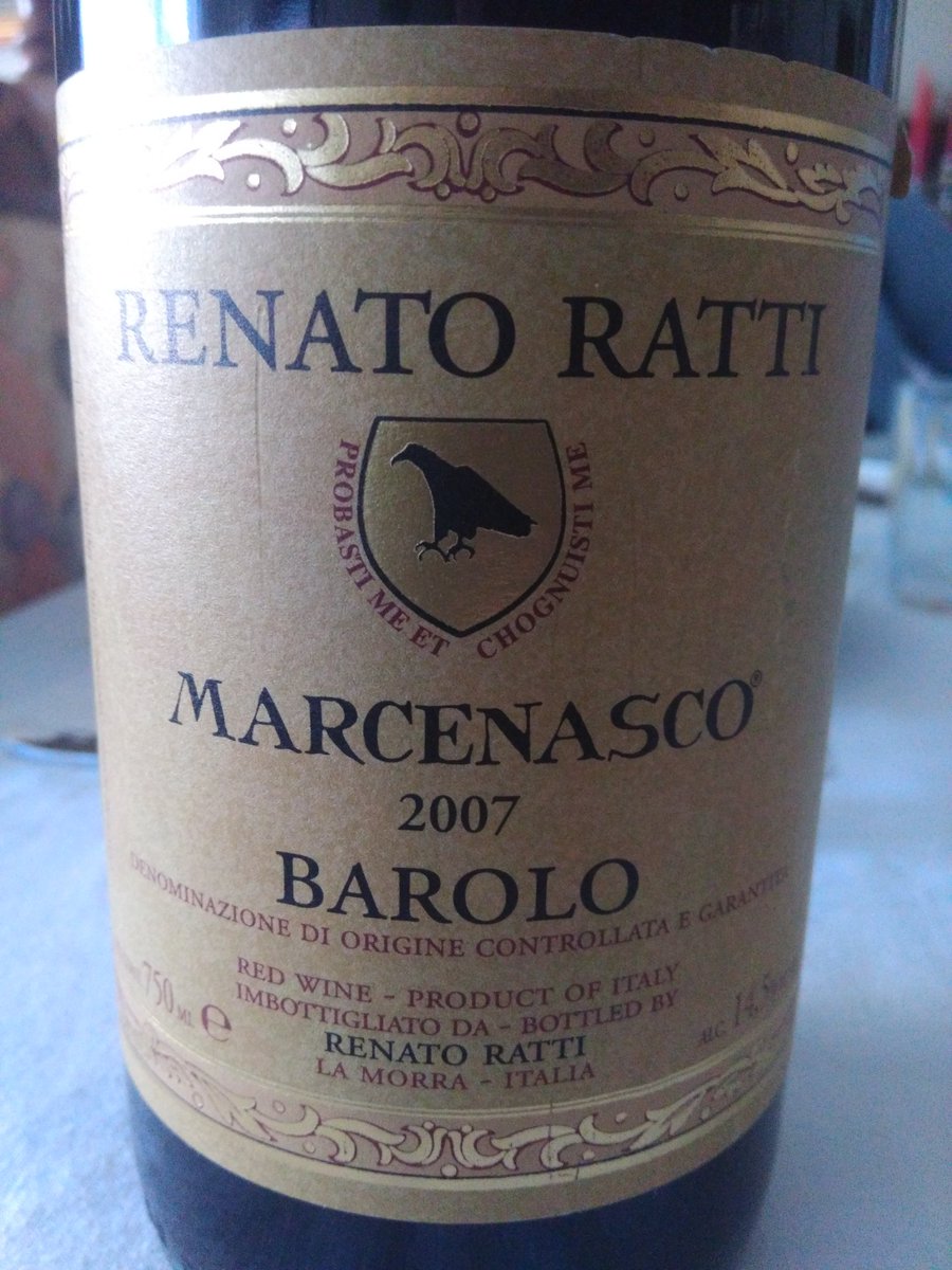 superbaccoff's tweet photo. @RenatoRatti @TuLangheRoero @vinipiemontesi #marcenasco 07 #barolo grande personalità, eleganza, tannini vellutati, grande #vino #lamorra https://t.co/kU2zhtJlcr