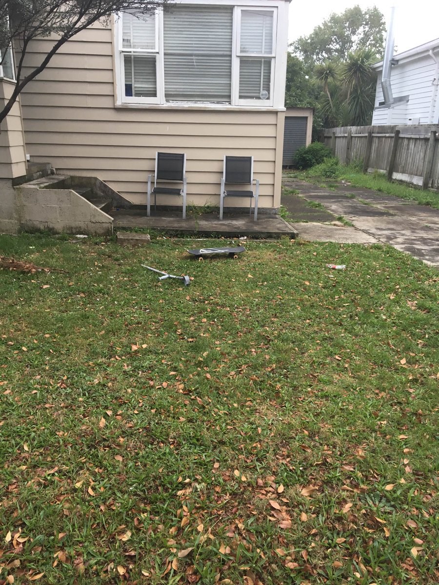 Brehscotty's tweet photo. There is a complete story arc in this picture https://t.co/lchPAiEoG0
