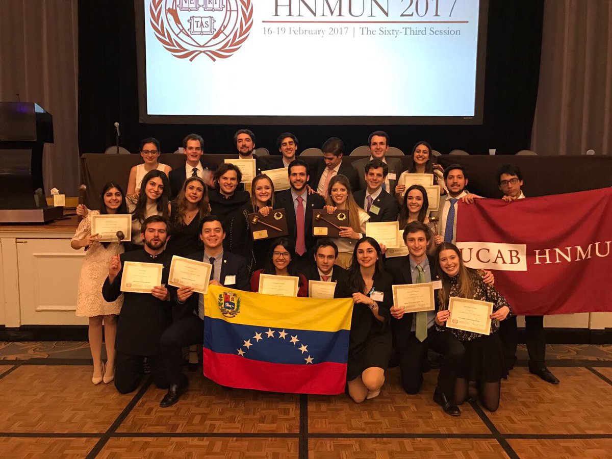 CEDUCAB's tweet photo. Nuestra delegación @UCAB_HNMUN ganó Best Delegation y Best International Delagation. ¡Felicitaciones! https://t.co/XhNca3qvNu