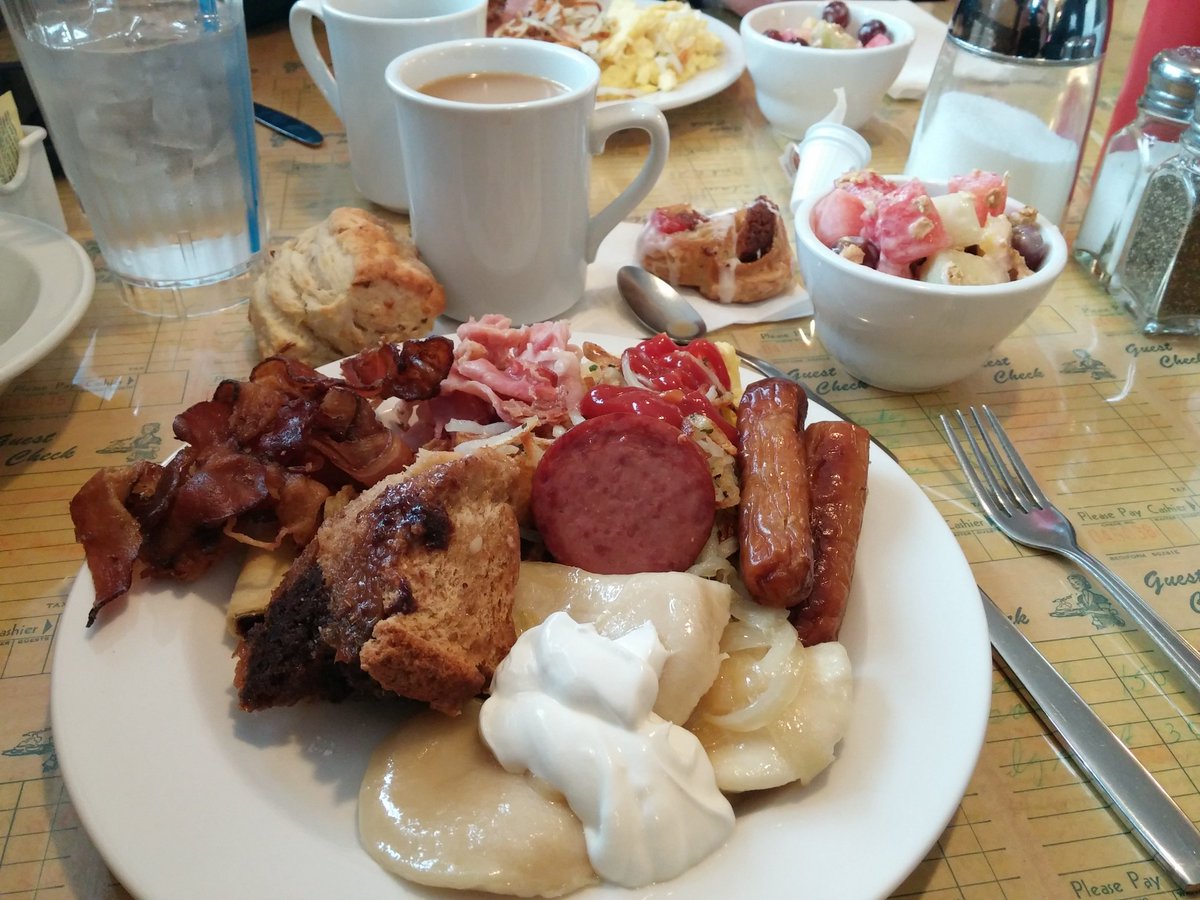 HAeichele's tweet photo. Nectar of the Gods.... #KomfortKitchen #brandonmb https://t.co/lw4vbecEeN