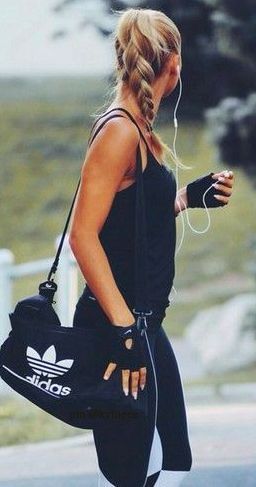 I never look this good after I workout 😅

buff.ly/2l6pLPe #adidas #workout #fitfam #motivation #inspiration #blonde #trendy #fitness