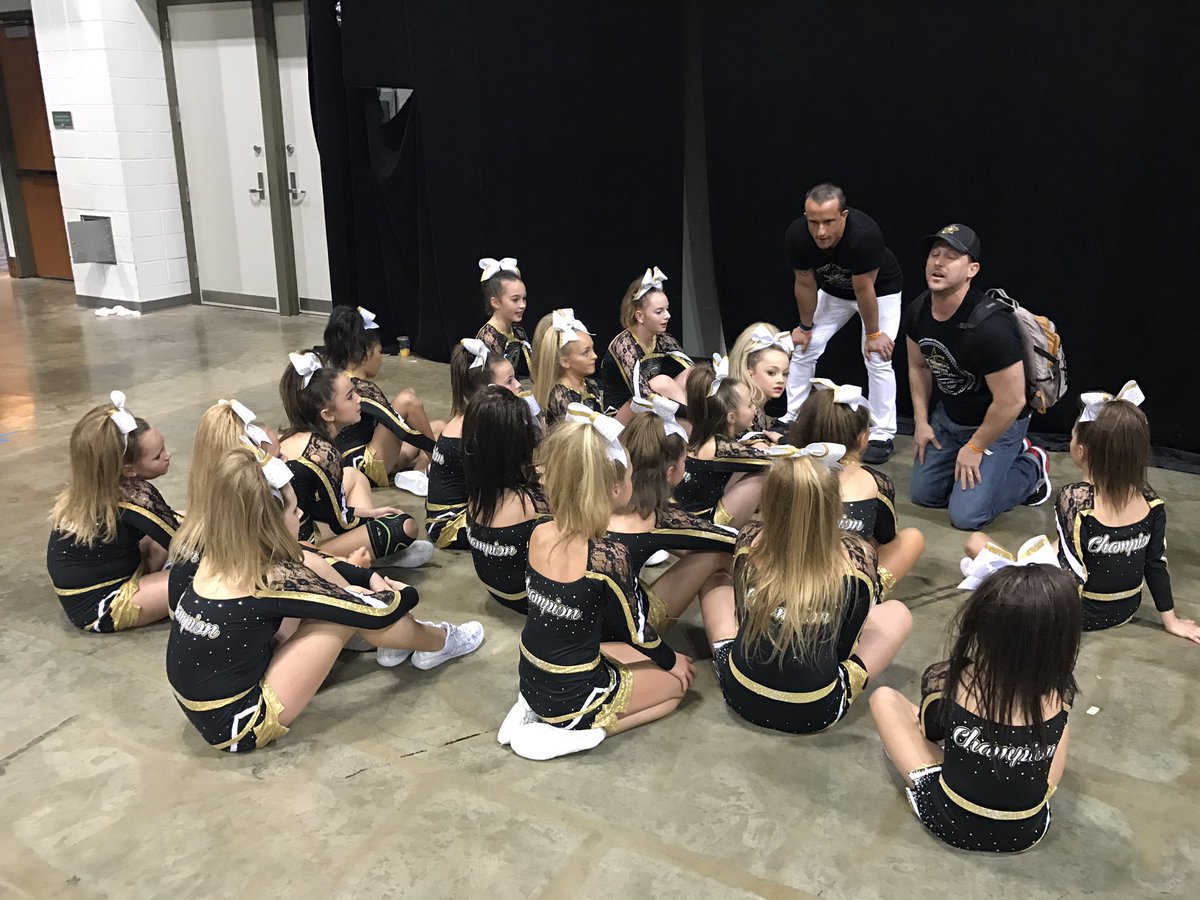 minimemama's tweet photo. Fever just left it ALL on the mat!! Best performance of the year!! #feverbeliever #ccaroadtrip https://t.co/baIPPy8TAQ