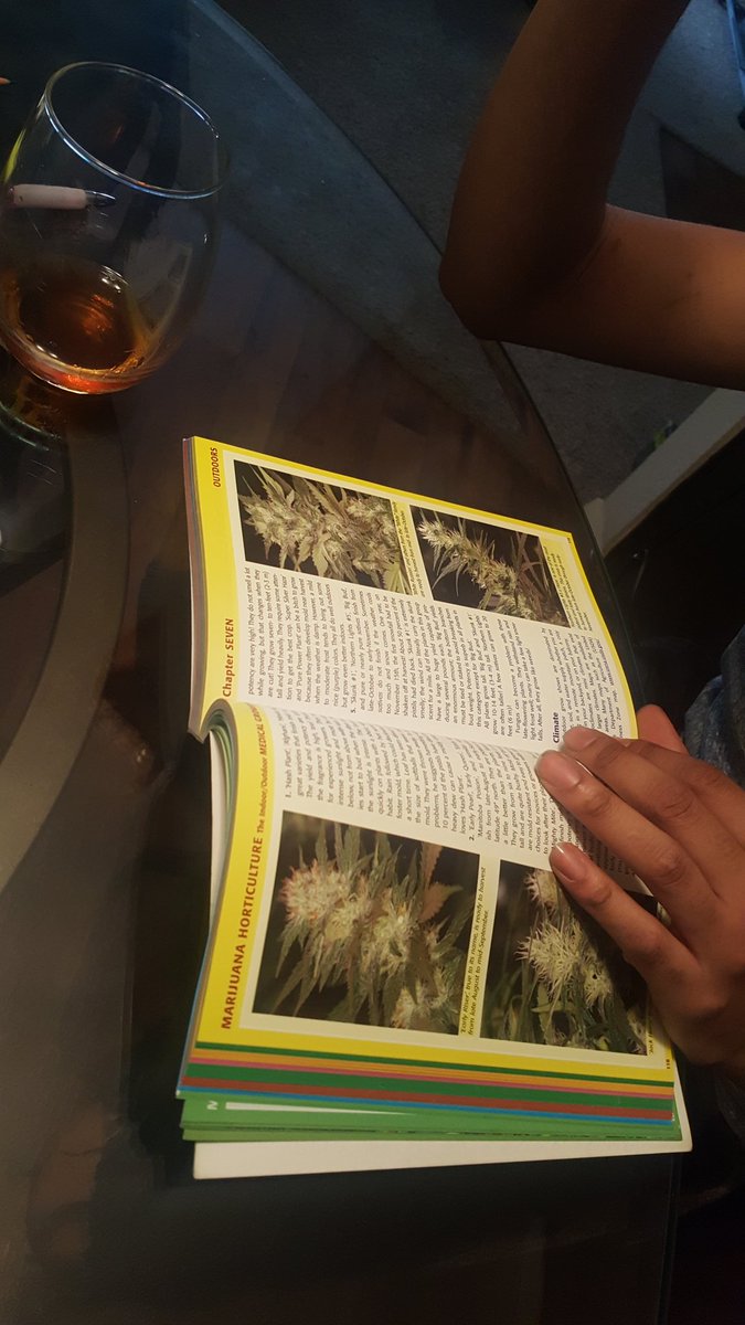 OnyxparkAz's tweet photo. My boy @Eirvannn Henny &amp; that #Adultstudy hahaha. https://t.co/Ae5bP6laZt