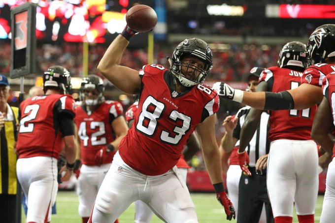 C5DRlFgWcAAqOzp.jpg:small