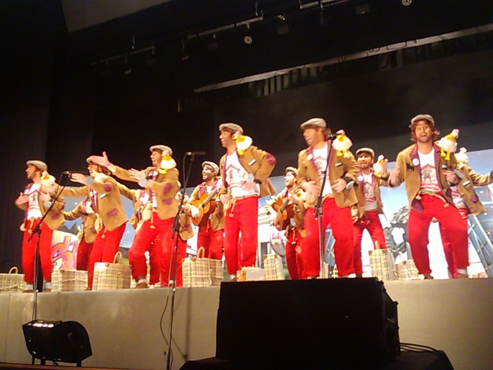 CarnavalenCOPE's tweet photo. Los catetos de Torremondongon llegaron al @_CarnavalMerida @Lokacostao https://t.co/XF6ntHkfsS