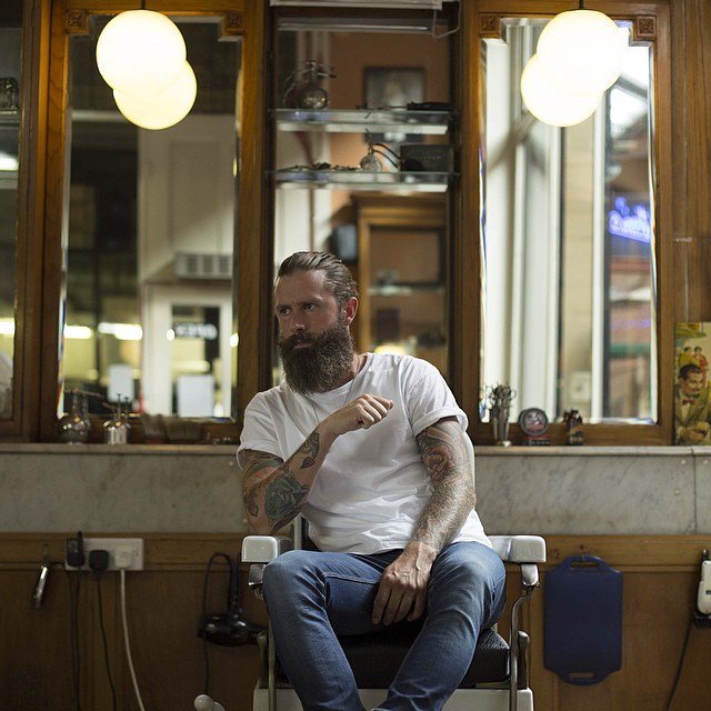 combandblade's tweet photo. @TheoPaphitis https://t.co/I2jjrpuRHr Distinctive barber shop products for the discerning gentleman: beards, blades and pomades!  #SBS https://t.co/Ht3OE6ztUU