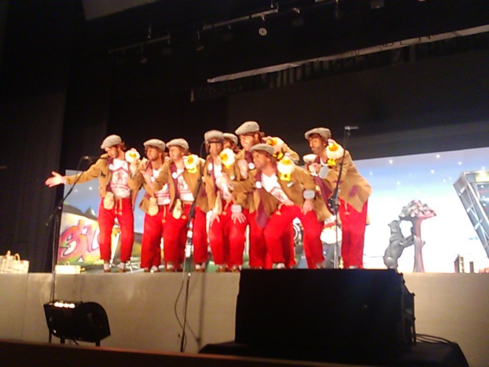 CarnavalenCOPE's tweet photo. Su experiencia en la ciudad! Llega el popurri de @Lokacostao https://t.co/aDJ05HonPj
