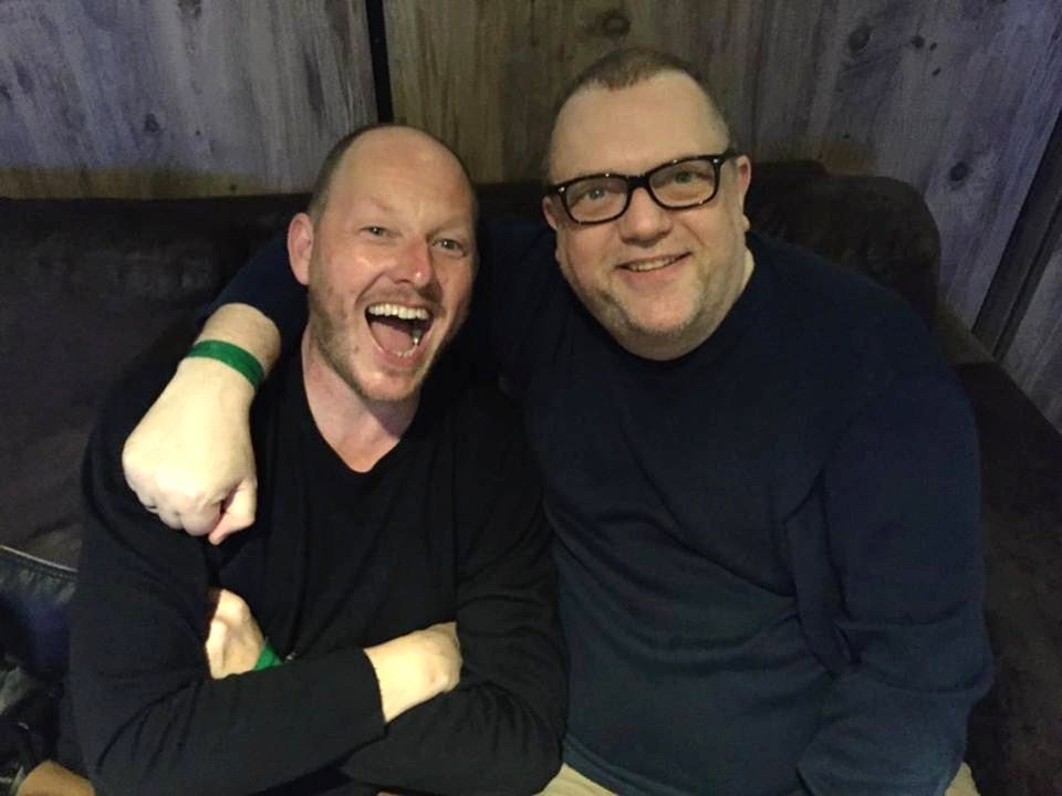 alanthompsonDJ's tweet image. 11pm @BBCRadioWales @smileydrums talks new CD and plays tracks +career stories @thealarm bbc.co.uk/programmes/b01…