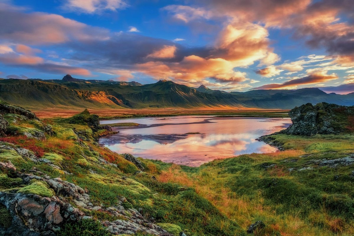 Rise &amp; Fall by Daniel Herr dlvr.it/NQS3Pt