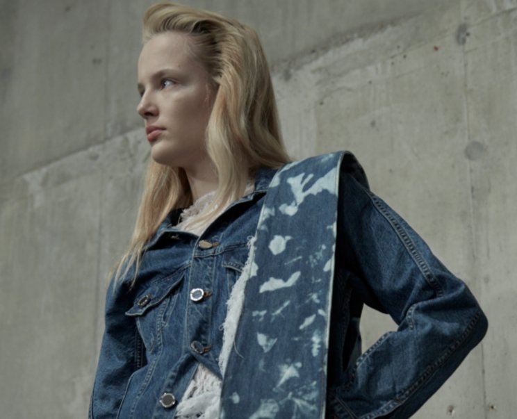 Behind the scenes of Faustine Steinmetz Fall 2017: trib.al/mvrXseX