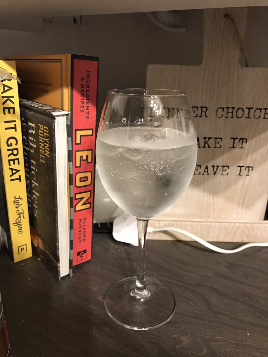 BeccyWoodTV's tweet image. Yuuuuum! Massive G&amp;amp;T! Thanks @TheTigerGin #extendedweekend