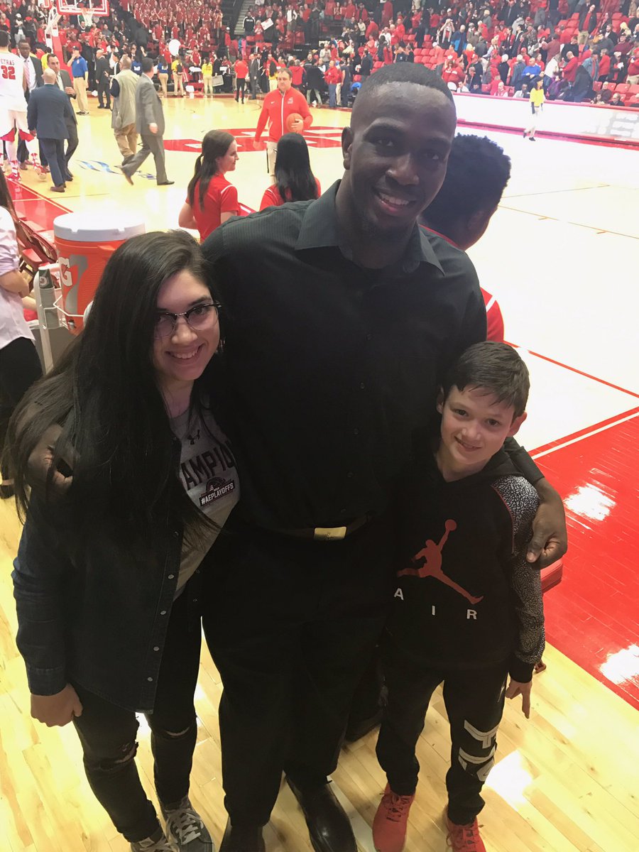 Proud to have coached Jameel Warney and really glad Brooke and Kevin were able to be at SBU when they retired his Jersey !!! #NJFinest