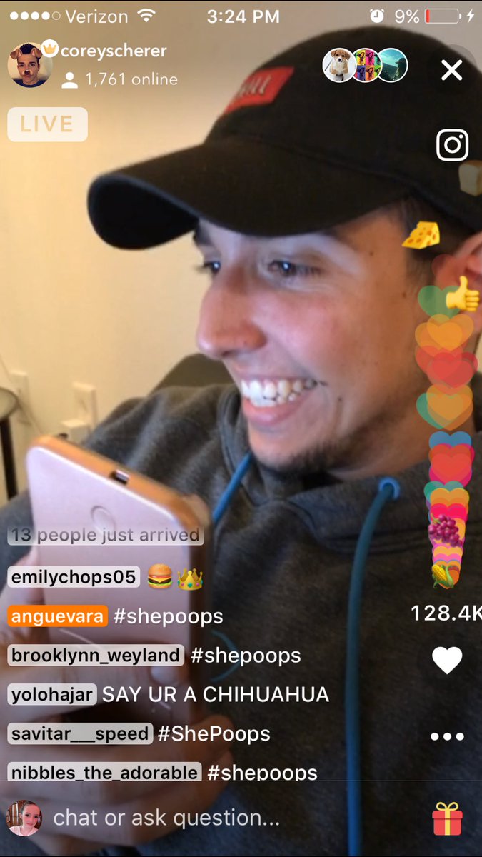 HM_hollynmarina's tweet photo. @ItsCoreyScherer #shepoops https://t.co/Cqk1vJtPjE