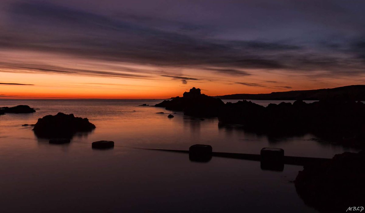 marclandscapes's tweet photo. Faerie castle 
#landscapephotography #landscape #sunset #picoftheday #Death #darkness #beautiful #Scotland #WeatherWatchers #Stormhour #love https://t.co/NR40x9OklN