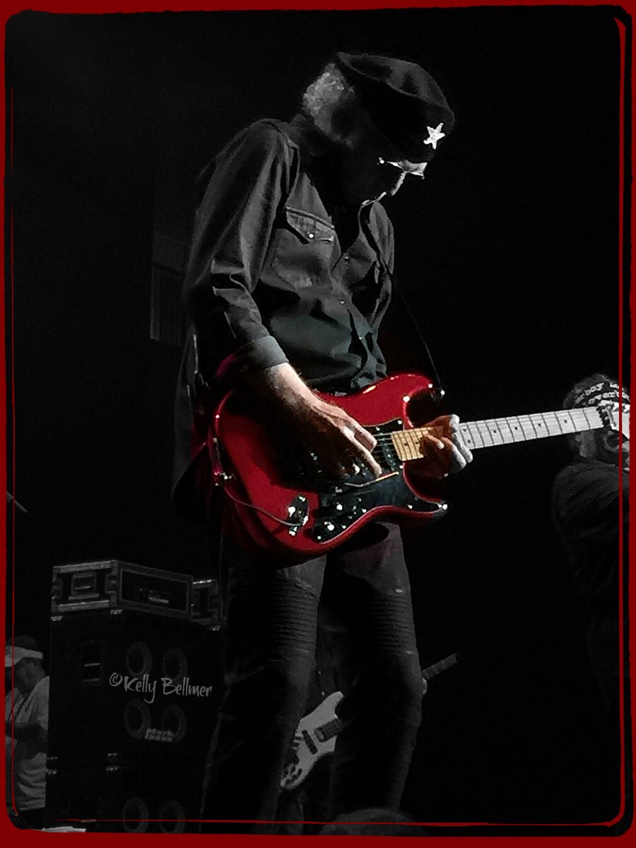 Happy birthday Paul Dean!    
