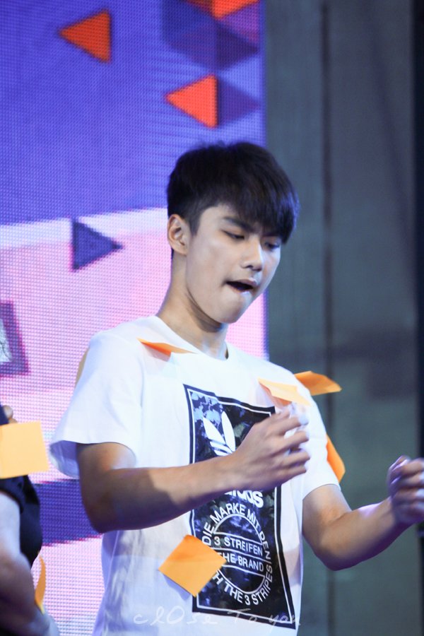 closetoyou_ot's tweet photo. เต้นซะเหมือนเตรียมท่ามาจากบ้าน นั้ลลั๊กกกกกก 😂 @ohmpawatt #ohmpawat https://t.co/I0fYJbaj3z
