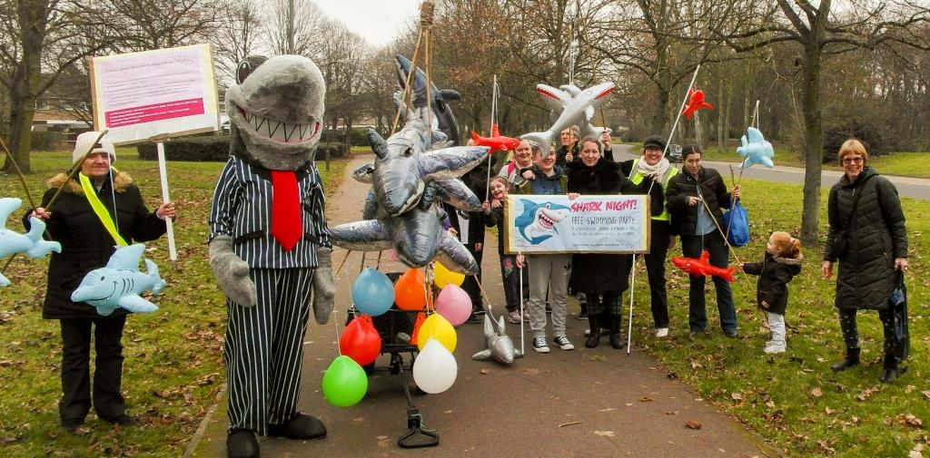 FullersSladeRA's tweet photo. War on #LoanSharks - Sid is off to swimming party with #FullersSlade residents thx 2 Trading Standards IMLT @loansharknews @YourMKCommunity https://t.co/tXAD6pfQin