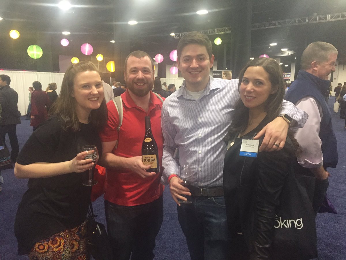 LGLImports's tweet photo. When our friends bring their friends it's more fun for all!! @BackpackBritts @ChocoAndWine @LDodie #BostonWineExpo https://t.co/LUuK5eH4os