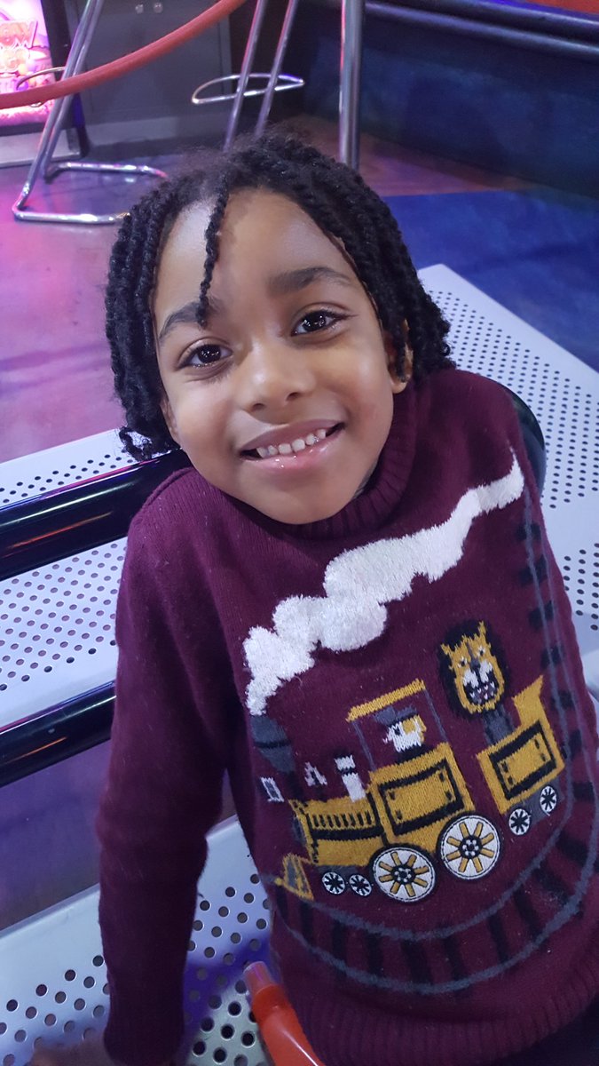 hannielmodel's tweet photo. Had lots of fun today at the Namco arcade with my mum and brothers. I got lots of tickets https://t.co/vkGg4q1mcV