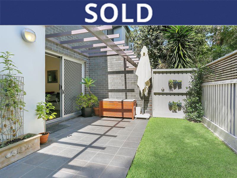 MarnieSeinor's tweet image. SOLD THIS WEEKEND - 5/1050 Anzac Parade Maroubra. Fantastic result for the vendor with the sale at $1.15m - absolutely thrilled! #soldprice