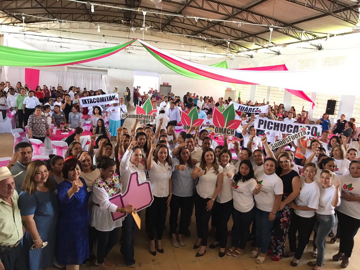 OmachChiapas's tweet photo. Hoy estuvimos en Reforma, tomando protesta a las estructuras municipales de la región Norte de nuestro Estado. #JuntasSomosFuerza #OMACH https://t.co/fHpZyNQRud