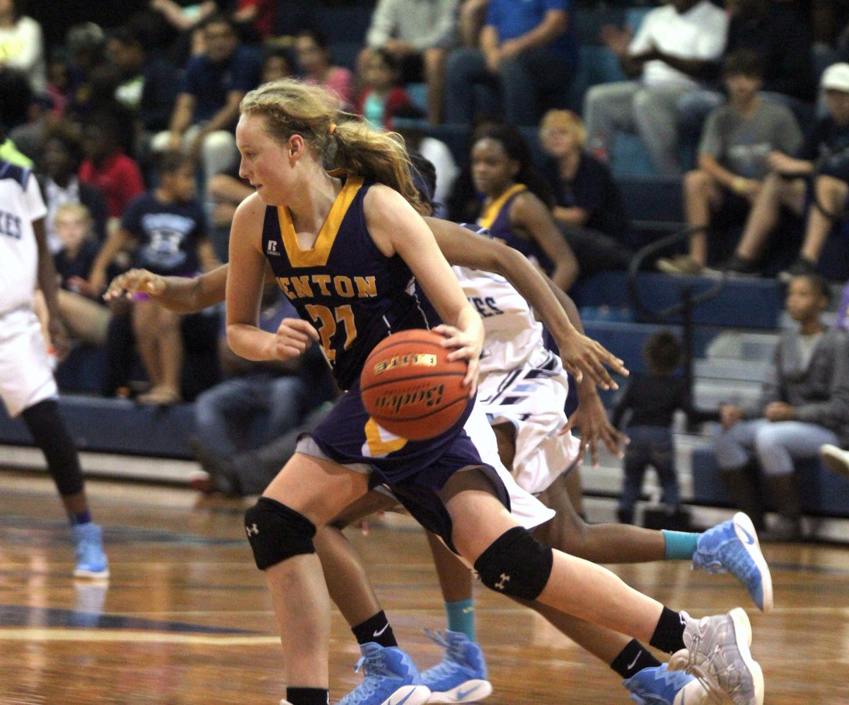 russellhedges's tweet photo. Emily Ward and the Benton Lady Tigers will be looking for their second straight upset in the 4A playoffs Monday night at Benton https://t.co/qsF9HGUXj6