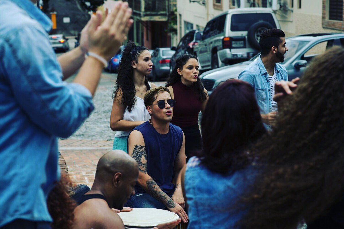 eduardocosss's tweet photo. #PROHIBIDO 🔥super ansioso de que ya disfruten de nuestro nuevo video. 🇵🇷🇲🇽🇩🇴🇨🇴🇨🇺🇨🇱🇦🇷 #StereO4 https://t.co/U02BryF3ex
