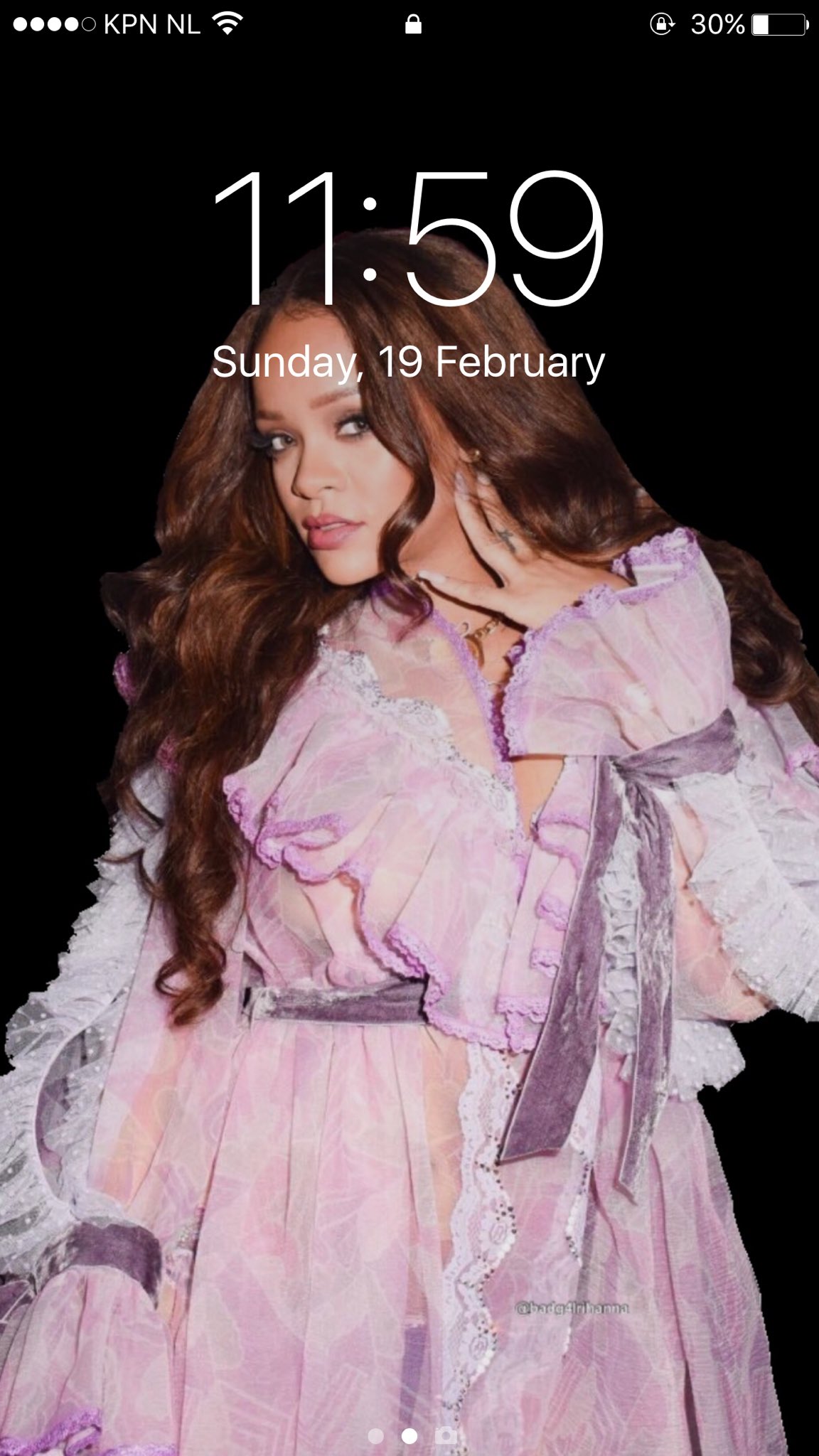 HAPPY 29TH BIRTHDAY RIHANNA I LOVE YOUUUUUU     