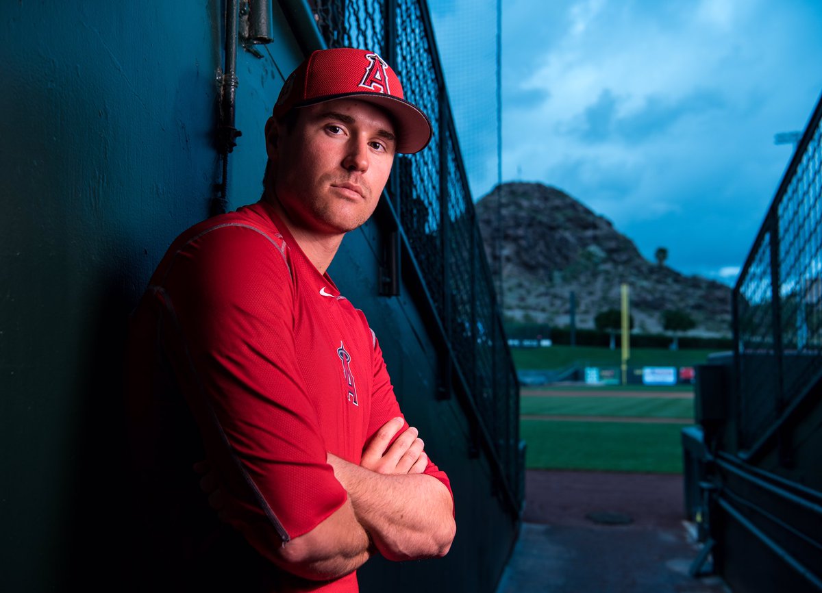 Angels's tweet photo. Get your game face on. #LAASpring https://t.co/gFSt1Ct6RH
