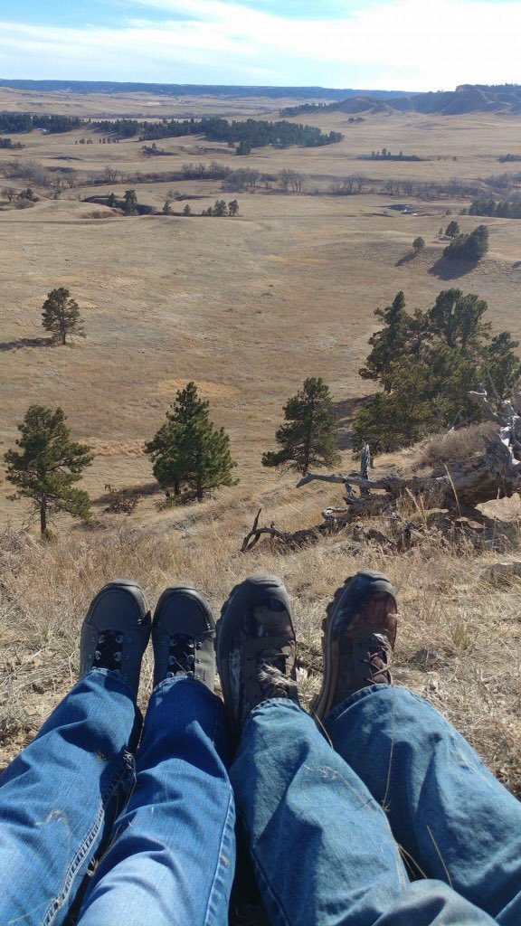 TravisMillikan's tweet photo. Taking a hike with someone you care about is pretty much the best thing🌲🍃 https://t.co/MNhQxdnqj6