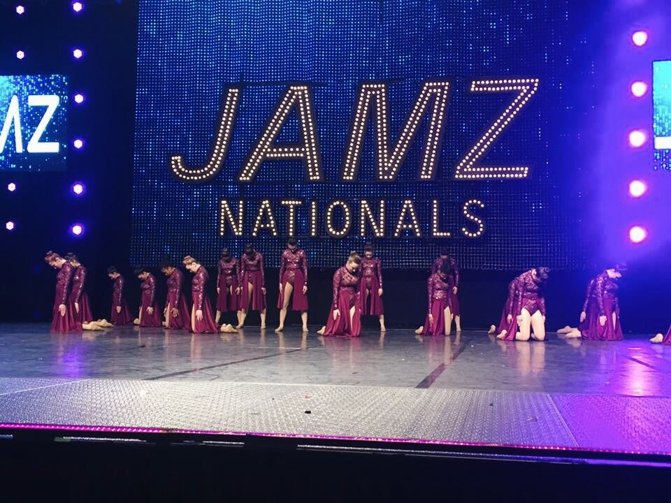 lilyymiles's tweet photo. forever grateful for the 18 girls who taught me that dance team is truly for life❤️ love in love out, always &amp; forever💘 #wemadeit https://t.co/GvaKQIJNz8
