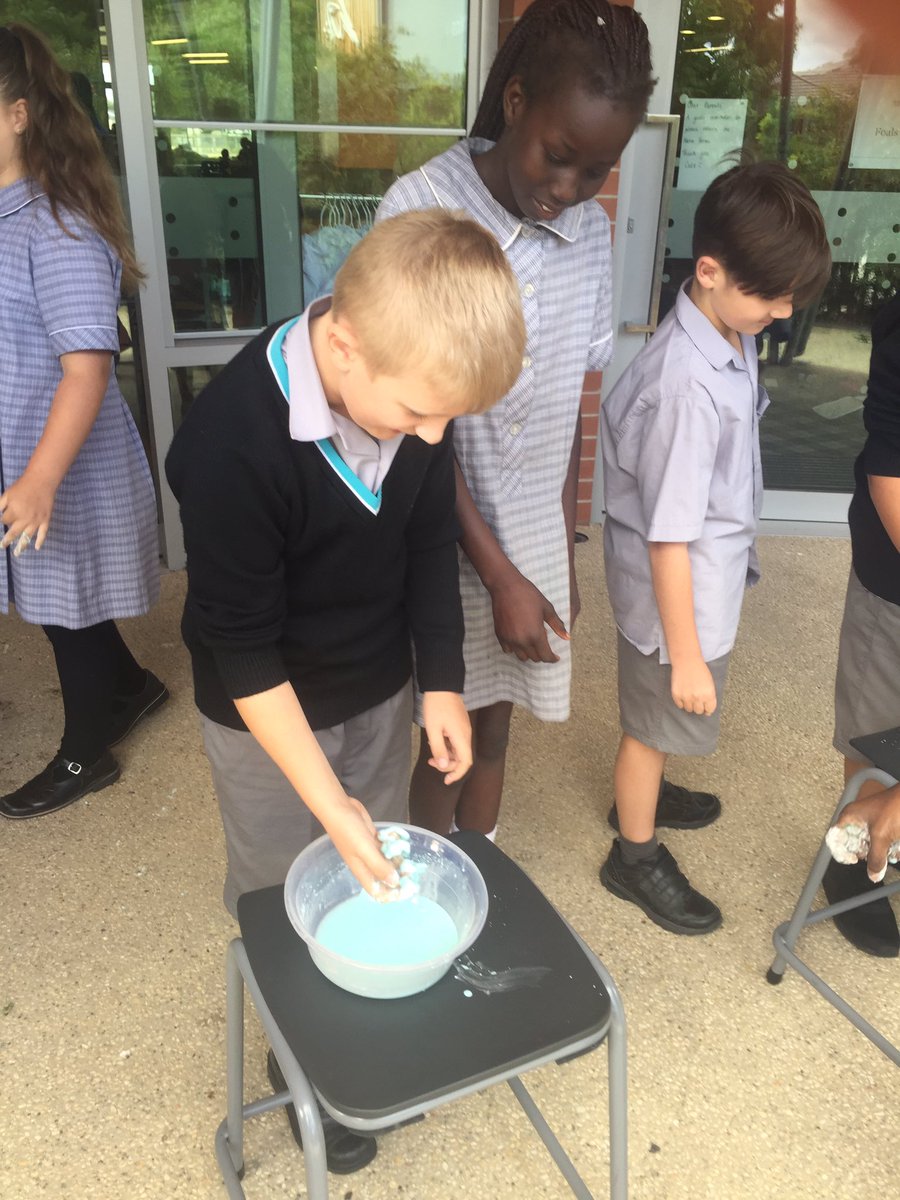 smcm_school's tweet photo. Exploring layers of the Earth and natural disasters with #primescience #science # https://t.co/0RzR8zg6WI