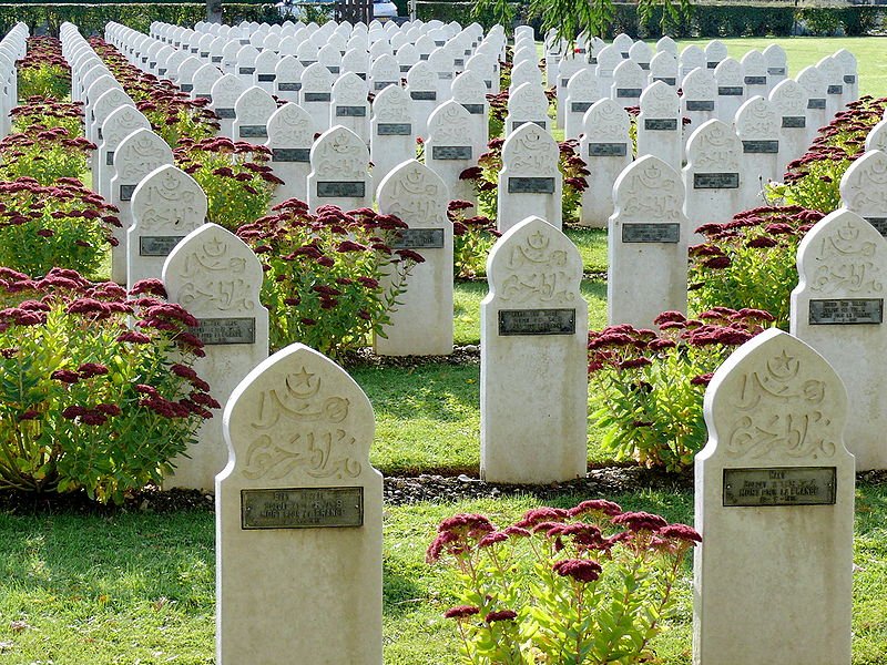 PRCharron's tweet photo. Le cimetière musulman sera à Saint-Apollinaire #FM93 

https://t.co/YRMo91dpLt https://t.co/zfutW0WjLL
