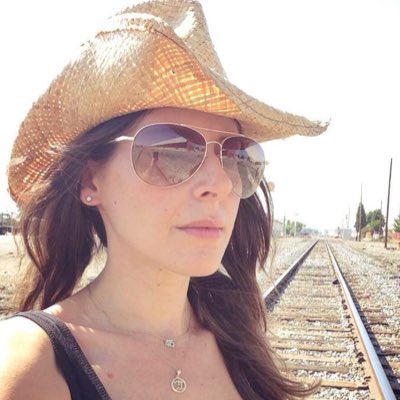 essencelive's tweet photo. #NewProfilePic https://t.co/MSBQiDow3Z