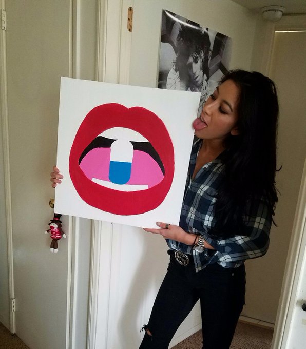 Look what I did!!! 🖑👅💕💊 https://t.co/6vIUmo1Eln