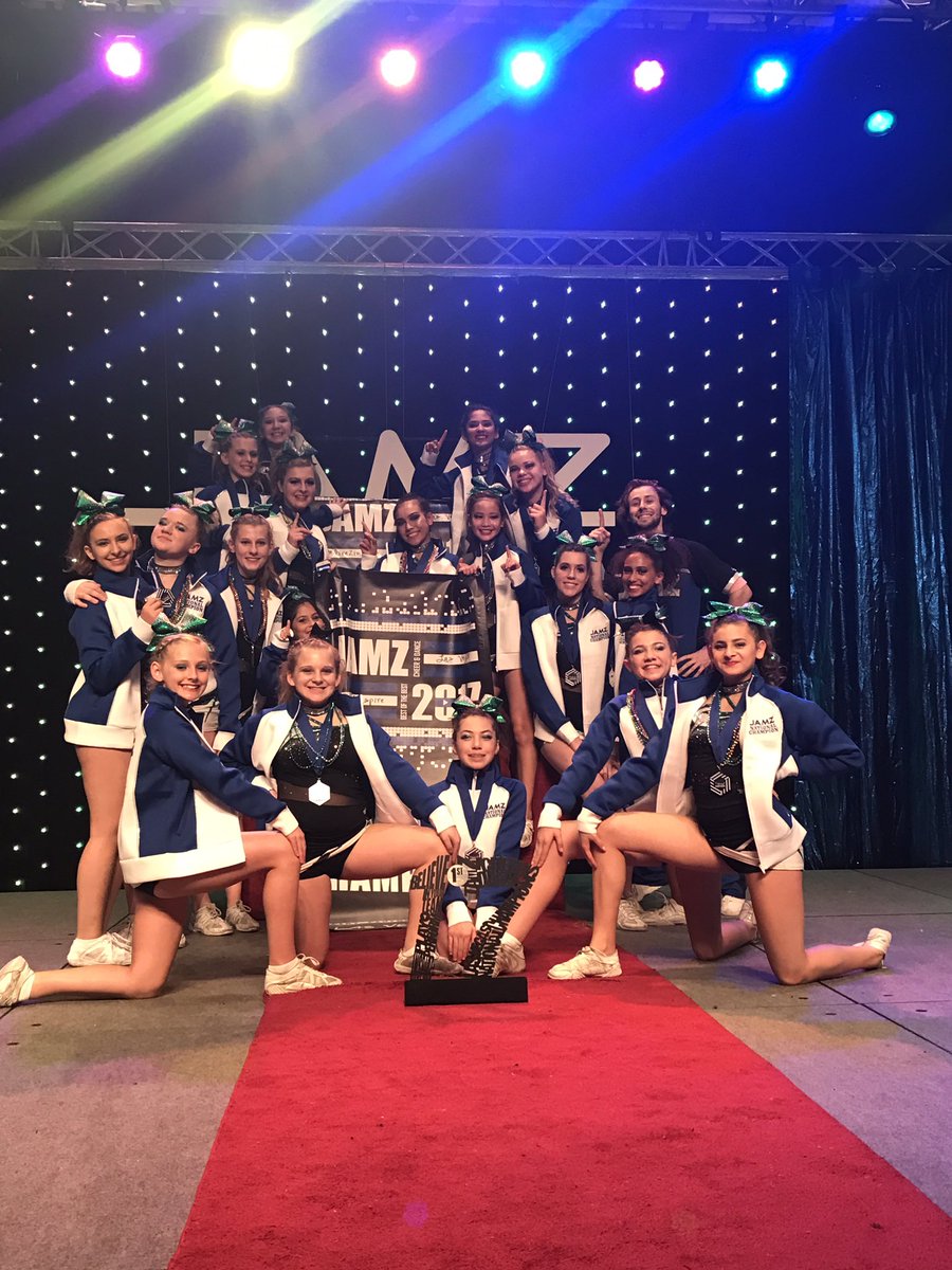 CheerForce_SDW's tweet photo. Congrats Desire!!! 💚💚💚 #CheerForce #JAMZNationals #JAMZ2017 https://t.co/ZfCbFGGIeW