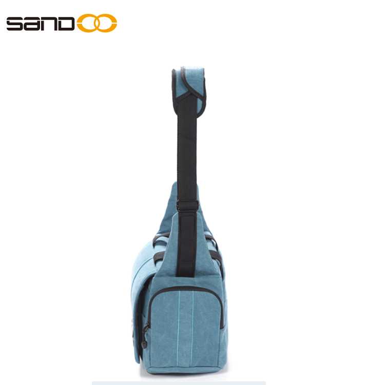 Bellaliang37's tweet photo. Wholesale Leisure Canvas Camera Backpack 
(https://t.co/pau2wk6yBs)
Material:canvas 
Size:35*18*27 cm 
Weight:0.60 kg https://t.co/XODCTTpMfv