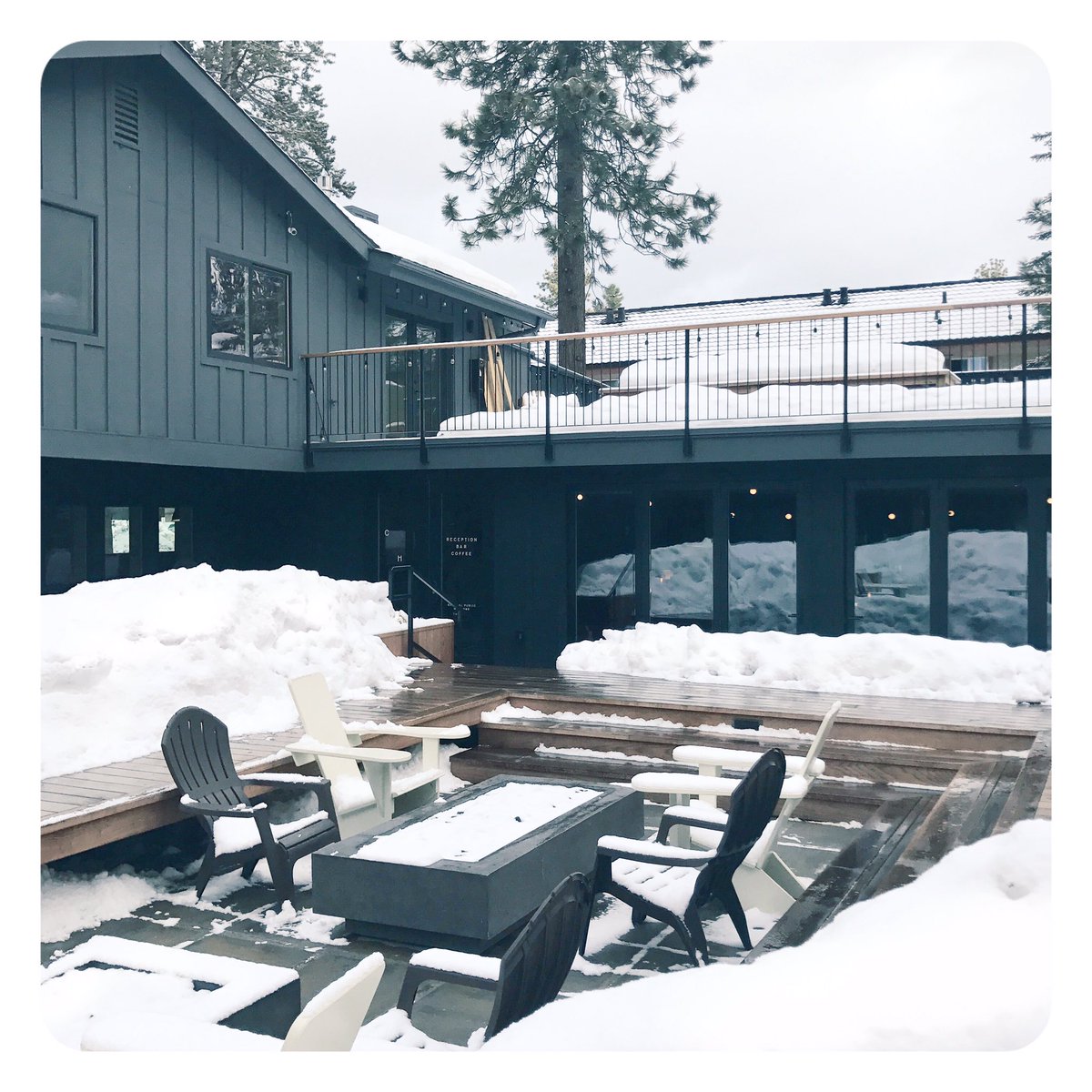 Great moment...great hotel...great friends... #ski #LakeTahoe ❄️⛷🇺🇸