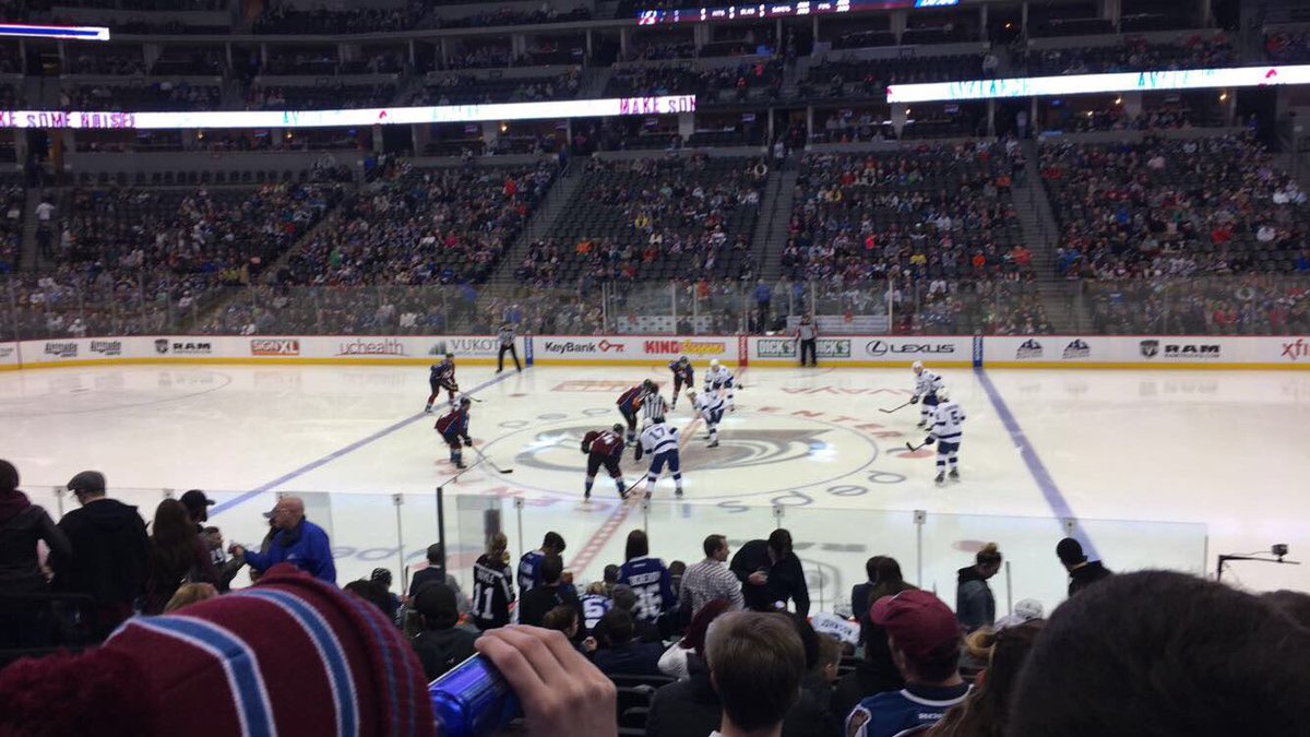 DavidSedei's tweet photo. SPORTS. #AvalancheVSLightning https://t.co/VjYY5oUDug