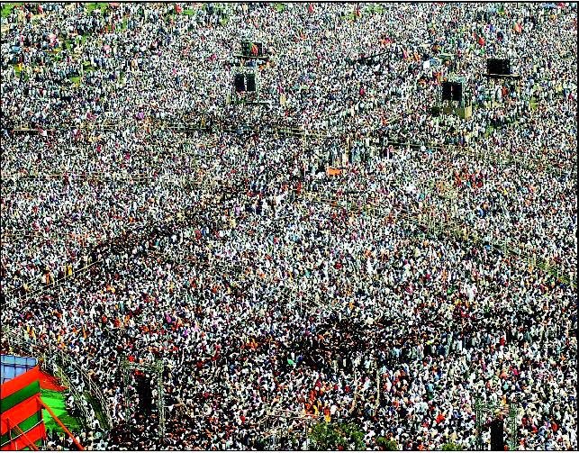 A_Dunkel's tweet photo. A live look at Stewart Hall, easily the biggest Awards Ceremony turnout in #TriviaWeekend history! At least 300 teams! KVSC wont report it! https://t.co/sZEqd5NDKk