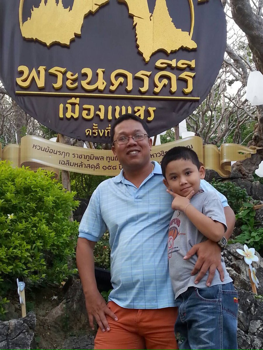 NoteBongkot's tweet image. นายแบบ..พ่อลูก