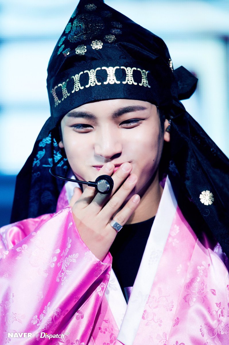 obvi_minwon tweet picture
