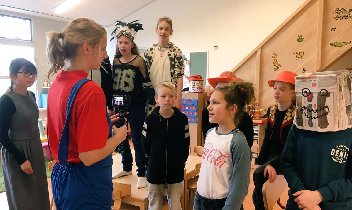 Afgelopen vrijdag maakte groep 7/8 een #lipdub. Wat was het leuk en wat hebben ze ervan genoten. Ouders krijgen de link thuis gestuurd.