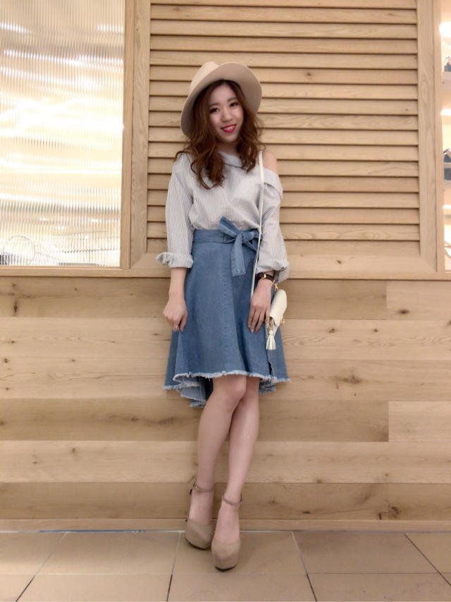 Cecil Mcbee Auf Twitter セシルマクビー天王寺ミオ店リニューアルopenまであと3日 本日より3日間お休みを頂き本館4fへ移転致します キッチリ感は残しつつ 肩出しで女っぽさを演出できる人気のシャツ ᴗ 詳細はお店のblogをチェック T Co